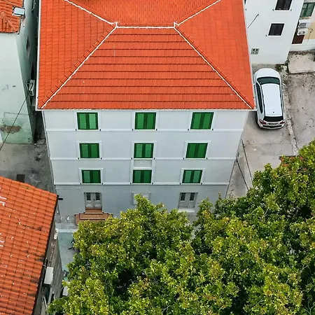 Apartman 1914 Studio Zára